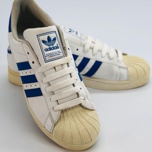 Adidas originals Three Stripe Mens running shoes